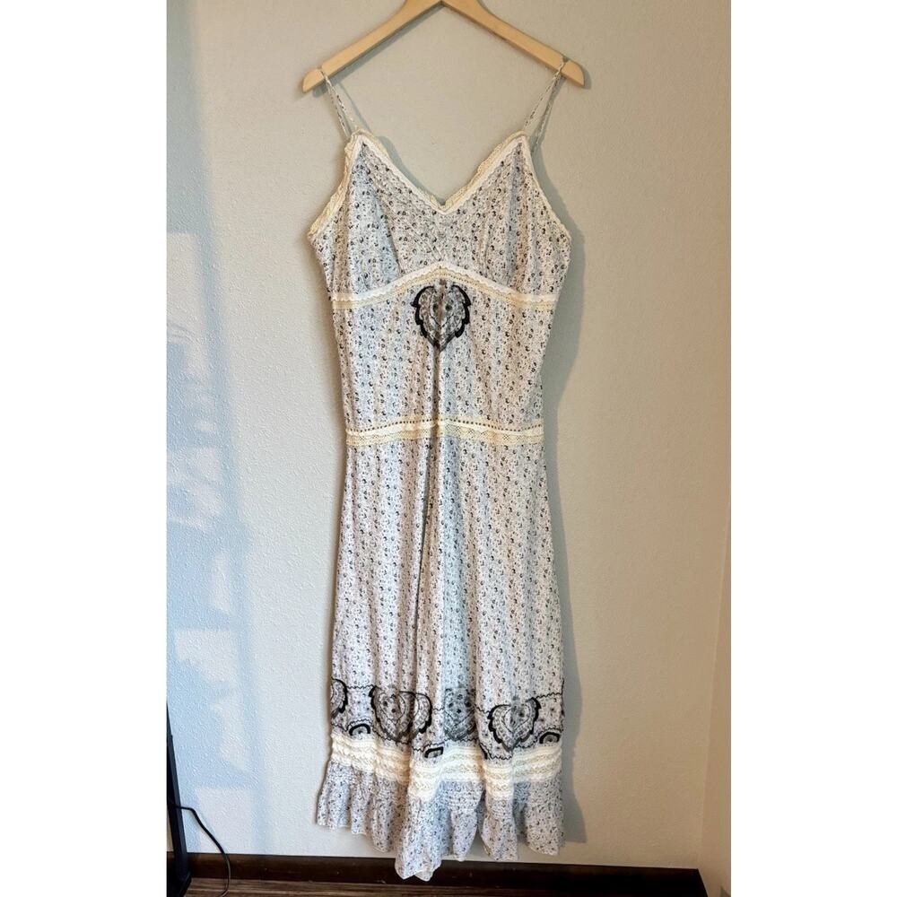 JOHNNY WAS Embroidered Sleeveless Maxi Dress Straps Boho Beauty Sz 12 - Picture 2 of 9